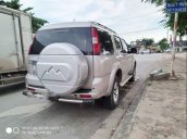 Bán Ford Everest năm 2010, màu hồng, nhập khẩu, số sàn