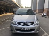 Bán ô tô Toyota Innova MT 2010, màu bạc, xe đẹp