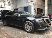 Bán Mercedes E200 sản xuất 2018, đi 24000 km, xe chính chủ