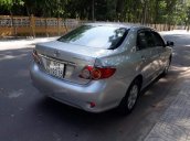 Gia đình bán xe Toyota Corolla altis năm 2009, màu bạc, giá 400tr