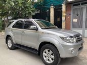 Bán Toyota Fortuner đời 2009, màu bạc