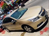 Gia đình bán Chevrolet Cruze sản xuất 2011, màu vàng cát