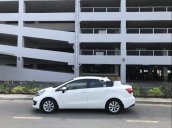 Bán ô tô Kia Rio đời 2016, màu trắng, nhập khẩu nguyên chiếc chính chủ