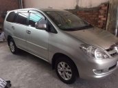 Cần bán Toyota Innova sản xuất năm 2006, màu bạc, giá tốt