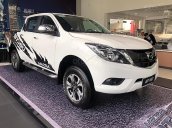 Bán Mazda BT 50 sản xuất năm 2017, màu trắng, xe nhập 