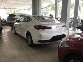 Bán Hyundai Elantra 1.6 MT năm sản xuất 2019, màu trắng