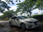 Bán ô tô Mazda 3 2.0AT sản xuất năm 2017, màu trắng sử dụng ít, cần bán lại 620 triệu