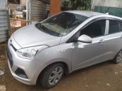 Cần bán Hyundai Grand i10 đời 2016, màu bạc, xe nhập