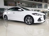 Bán Hyundai Elantra Sport năm 2018, màu trắng 