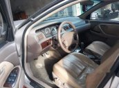 Cần bán Toyota Camry năm 2001, màu bạc, giá chỉ 215 triệu