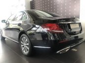 Bán xe Mercedes E200 2019, màu đen