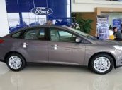 Ford Focus Trent đời 2019, màu nâu, giao ngay, khuyến mãi sập sàn