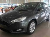 Ford Focus Trent đời 2019, màu nâu, giao ngay, khuyến mãi sập sàn