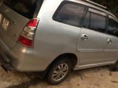 Gia đình bán Toyota Innova J năm 2007, màu bạc