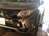 Bán ô tô Mitsubishi Triton đời 2018 số tự động