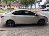 Bán Toyota Corolla altis 2.0AT sản xuất 2018, màu trắng, chính chủ