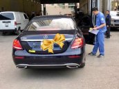 Bán Mercedes E200 sản xuất năm 2017 mới chạy 8000km