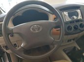 Bán Toyota Innova năm 2009, màu bạc, xe gia đình 