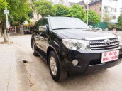 Cần bán xe Toyota Fortuner 4x4AT 2010, màu đen, giá 525tr, LH 0912252526