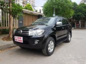 Cần bán xe Toyota Fortuner 4x4AT 2010, màu đen, giá 525tr, LH 0912252526