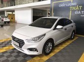Bán Hyundai Accent 1.4AT màu trắng, số tự độn, g sản xuất 2018, bản tiêu chuẩn đi 16000km