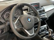 Bán BMW 218i sản xuất năm 2019, màu trắng, nhập khẩu 