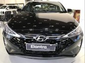 Cần bán Hyundai Elantra Sport đời 2019, màu đen
