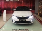 Bán Kia Optima 2.4 GT-Line đời 2019, màu trắng, giá tốt