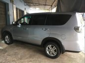 Bán Mitsubishi Zinger đời 2011, màu bạc xe gia đình