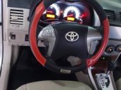 Cần bán lại xe Toyota Corolla Altis đời 2011, màu bạc