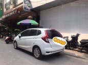 Bán gấp Honda Jazz 2018 số tự động, màu trắng rất thể thao