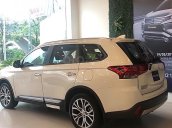 Cần bán Mitsubishi Outlander sản xuất năm 2019, mẫu Crossover phong cách với linh kiện lắp giáp từ Nhật Bản