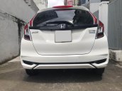 Bán xe Honda Jazz 2019 số tự động, màu trắng, 5 chỗ