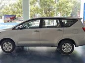 Bán ô tô Toyota Innova 2.0 E MT năm sản xuất 2019, màu bạc  