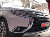 Bán xe Mitshibishi Outlander CVT 2018, siêu lướt odo 4200km