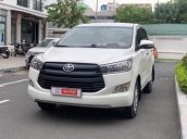 Bán Toyota Innova E đời 2017, màu trắng, nhập khẩu