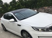 Bán lại xe Kia K5 2.0 AT năm sản xuất 2014, màu trắng, giá 738tr