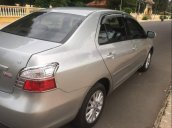 Bán Toyota Vios đời 2011, màu bạc số sàn, máy êm