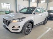 Bán Hyundai Tucson tiêu chuẩn trắng giao ngay - Tặng bộ PK cao cấp, hỗ trợ vay trả góp. LH: 0977 139 312