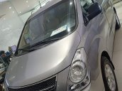 Bán xe Hyundai Starex 2.5D MT 9 chỗ 2013, màu bạc, xe nhập, giá tốt