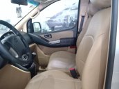 Bán xe Hyundai Starex 2.5D MT 9 chỗ 2013, màu bạc, xe nhập, giá tốt