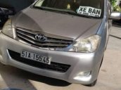 Bán Toyota Innova MT đời 2011, màu bạc, biển số thành số thành phố Hồ Chí Minh