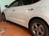 Bán Hyundai Elantra sản xuất năm 2016, màu trắng xe gia đình 