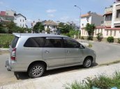 Cần bán xe Toyota Innova MT sản xuất 2013, giấy tờ đầy đủ, máy móc êm, hơi xước nhẹ