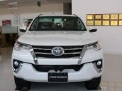 Bán ô tô Toyota Fortuner 2.4L 2019, màu trắng, xe có sẵn giao ngay