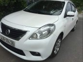 Cần bán Nissan Sunny đời 2013, màu trắng, xe giữ gìn kỹ