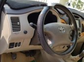 Bán xe Toyota Innova sản xuất 2010, màu bạc, xe gia đình, không cấn đụng ngập nước