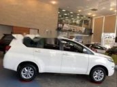 Cần bán xe Toyota Innova 2.0E năm sản xuất 2019, màu trắng, giá 771tr