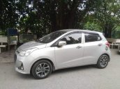 Cần bán Hyundai Grand i10 MT đời 2017, màu bạc, nhập khẩu, xe gia đình sử dụng từ mới