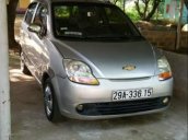 Cần bán xe Chevrolet Spark đời 2010, màu bạc, xe nguyên bản